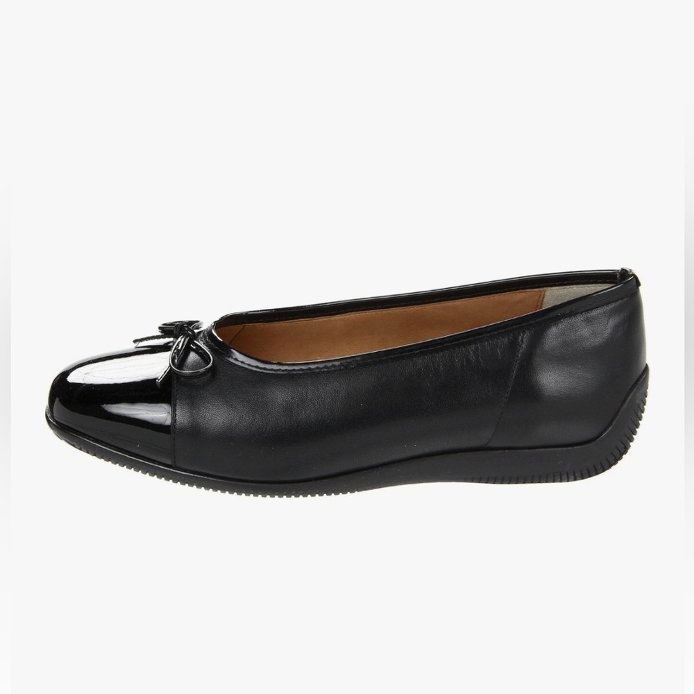 Ara Black Flats with Patent Toe and Bow